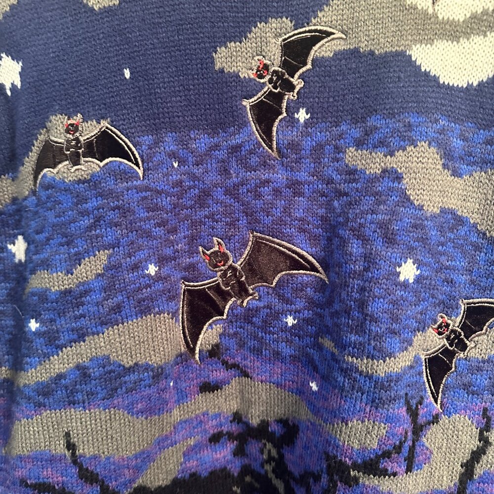 Halloween Bat Goth Graveyard Hipster Gothic Dark Sweater Size Small - Picture 5 of 7